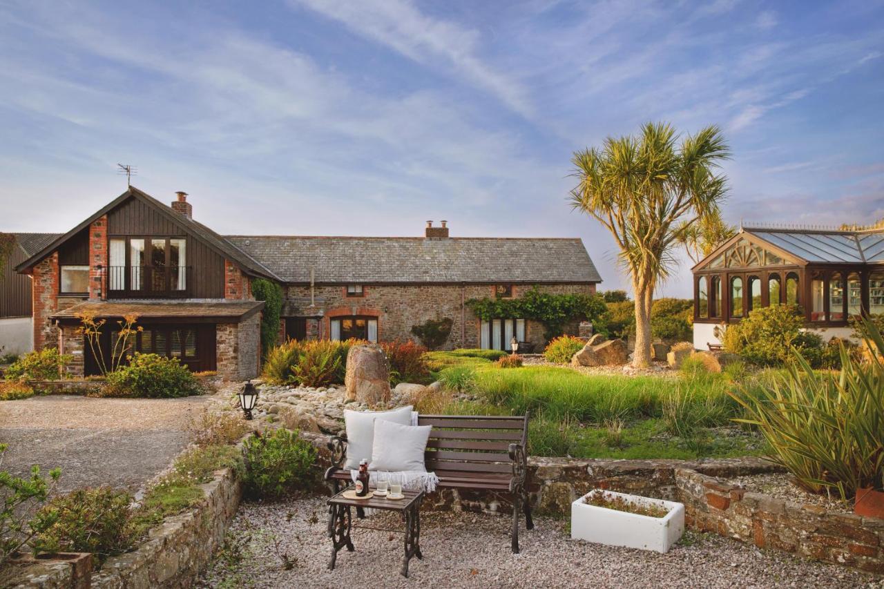 Downe Cottages Hartland Exterior photo