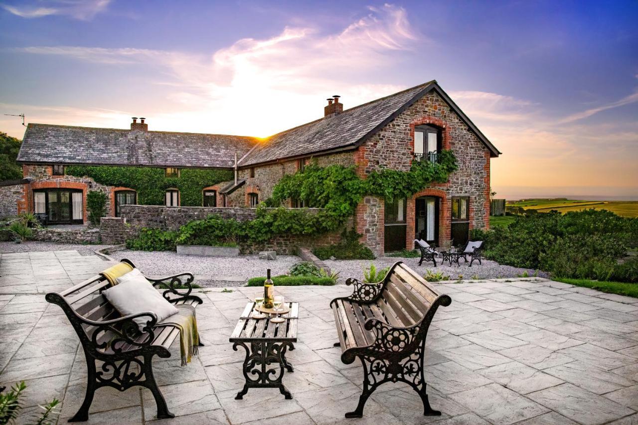 Downe Cottages Hartland Exterior photo