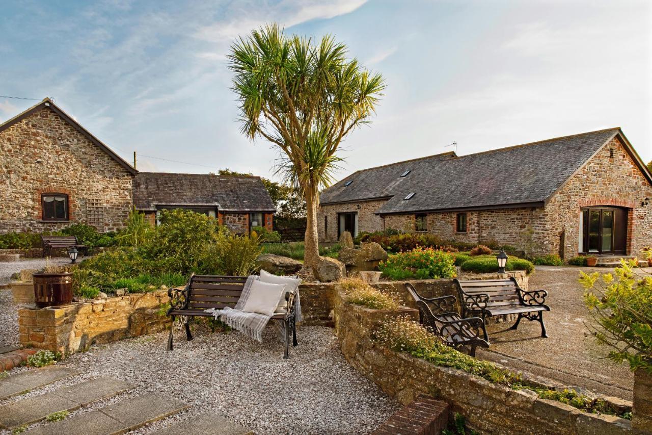 Downe Cottages Hartland Exterior photo